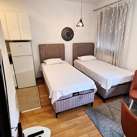 Appartement Lijepo Pozicioniran Stan, Atrakcije Blizu à Podgorica Extérieur photo